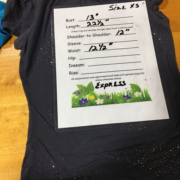 Express XS gray fitted keyhole front tee short sleeve studded pattern em… - Picture 5 of 7